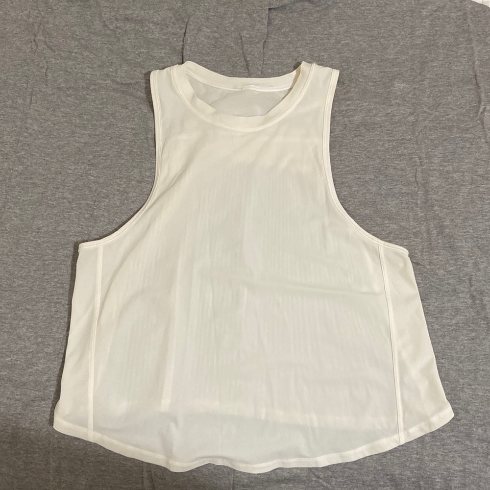 Lululemon “Just Pleat It” Tank
